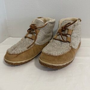 Minnetonka Torrey bootie in cinnamon Faux Fur moccasin slippers Sz9